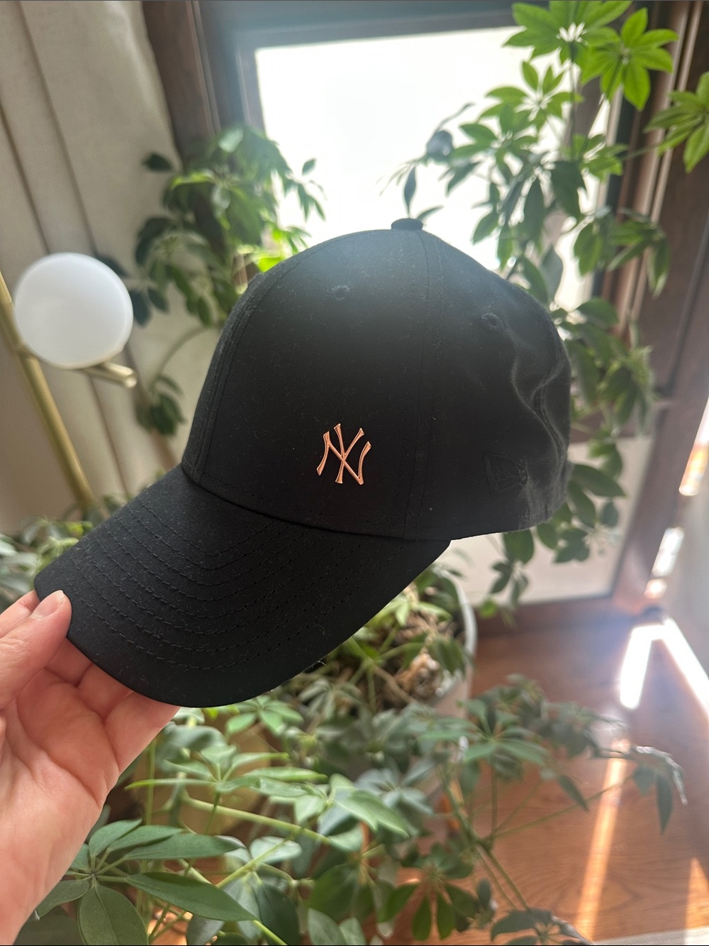 NY Yankees New Era Black 9FORTY Cap-NWOT